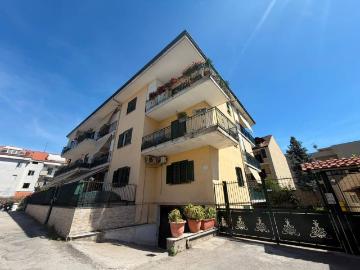 Appartamento in affitto a Giugliano in Campania NA
