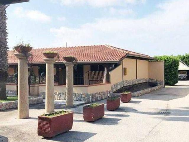 Appartamento in affitto a Giugliano in Campania NA