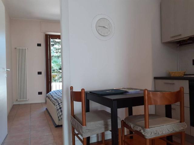 Appartamento in affitto a Giussano MB