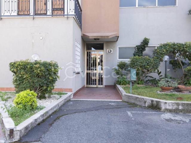 Appartamento in affitto a Gravina di Catania via dell'Autonomia, 74, arredato, posto auto, box TrovaCasa