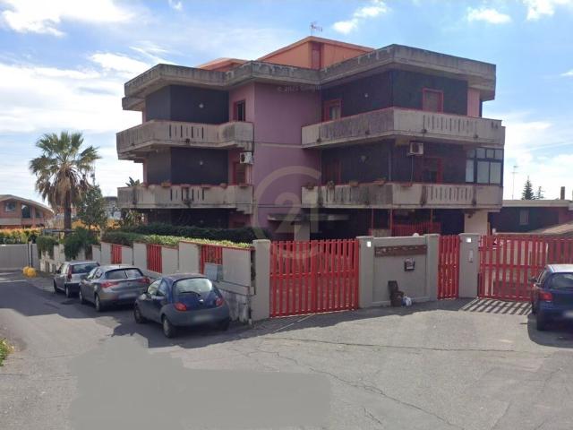 Appartamento In affitto a Gravina di Catania, Centro, Rif.6763 | AZ Immobiliare