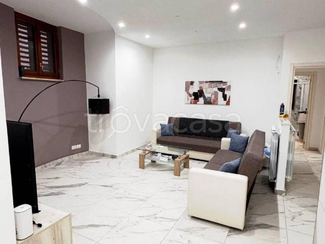 Appartamento in affitto a Gricignano di Aversa via Aversa, arredato, giardino privato, terrazzo TrovaCasa