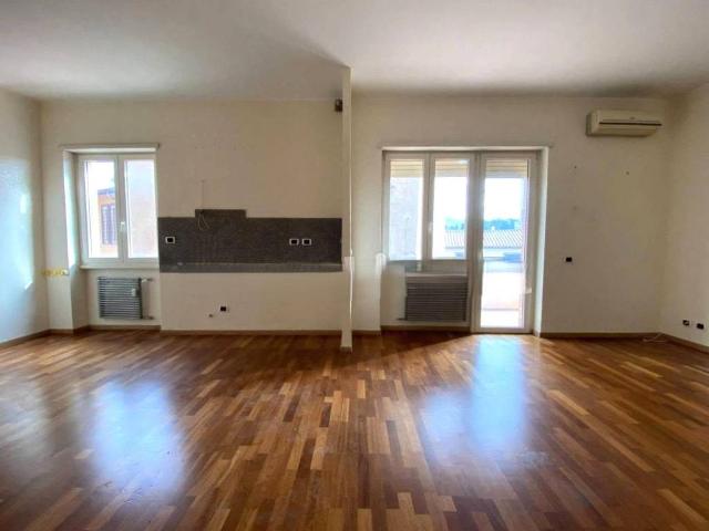 Appartamento in affitto a Grottaferrata RM