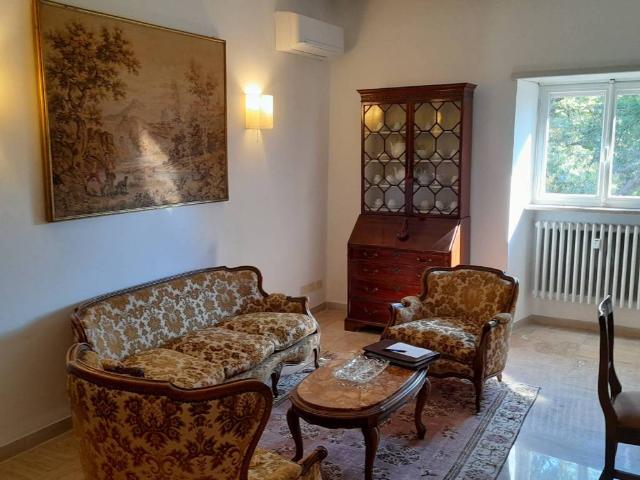 Appartamento in affitto a Grottaferrata RM