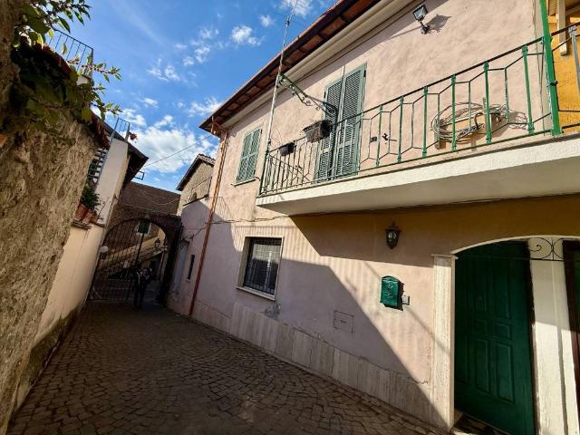 Appartamento in affitto a Grottaferrata RM