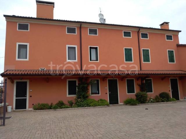 Appartamento in affitto a Grumolo delle Abbadesse, box, cucina abitabile TrovaCasa