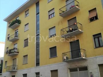Appartamento in affitto a Grugliasco strada Antica di Grugliasco, 270, non arredato/vuoto, ristrutturato, doppi vetri TrovaCasa