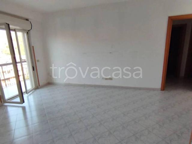 Appartamento in affitto a Itri via Campiglioni No Number, posto auto, box, panoramica TrovaCasa
