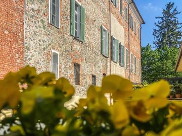 Appartamento in affitto a Ivrea, non arredato/vuoto, vista panoramica, centrale TrovaCasa