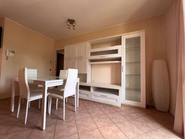 Appartamento in affitto a Imbersago LC