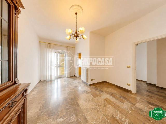 Appartamento in affitto a Imperia