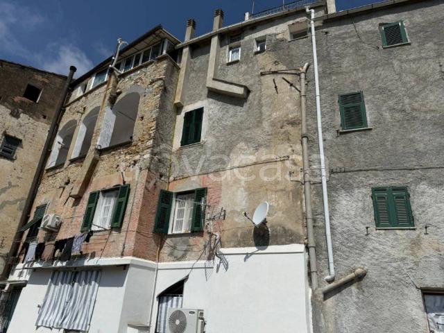 Appartamento in affitto a Imperia, arredato, terrazzo, riscaldamento autonomo TrovaCasa