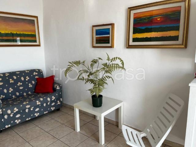 Appartamento in affitto a Imperia, arredato, terrazzo, vista mare TrovaCasa