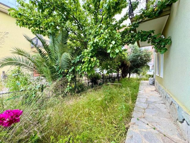 Appartamento in affitto a Imperia IM