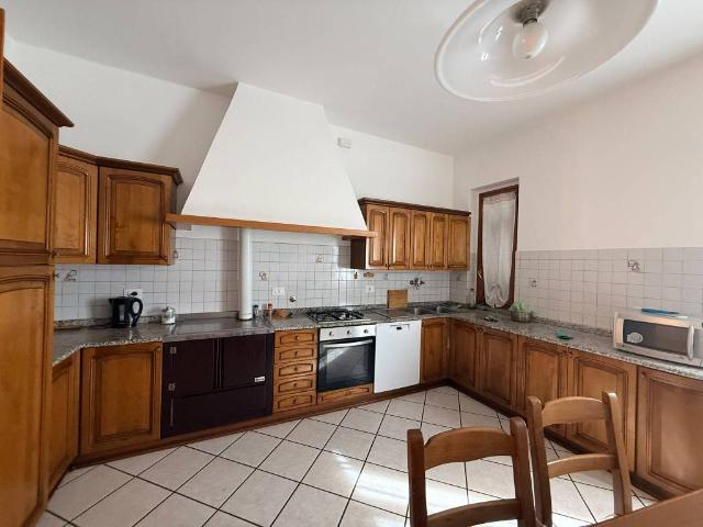 Appartamento in affitto a Imperia IM