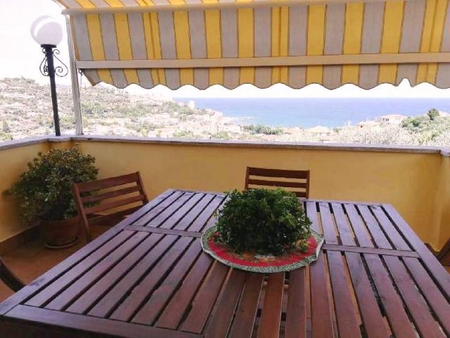 Appartamento in affitto a Imperia IM
