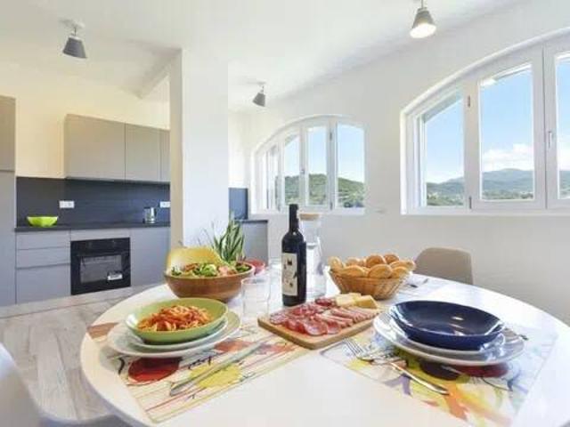 Appartamento in affitto a Imperia IM