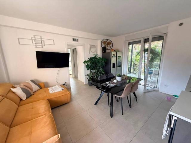 Appartamento in affitto a Imperia IM