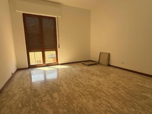 Appartamento in affitto a Imperia IM