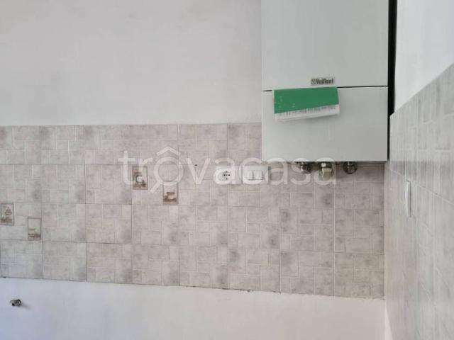 Appartamento in affitto a Imperia via Trento, non arredato/vuoto, riscaldamento autonomo, balcone TrovaCasa