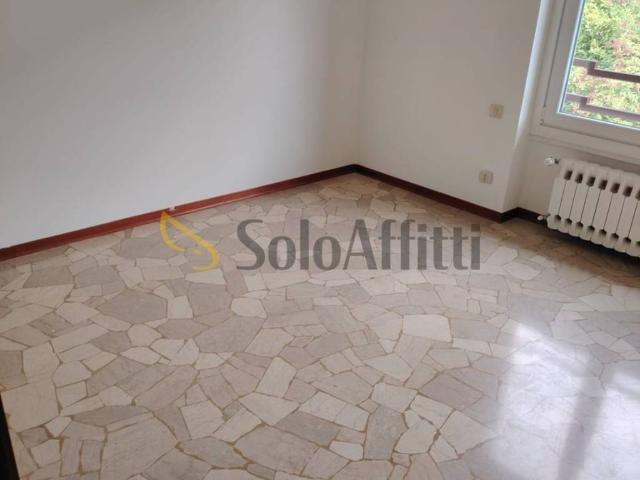 Appartamento in affitto a Induno Olona, non arredato/vuoto, posto auto, box TrovaCasa