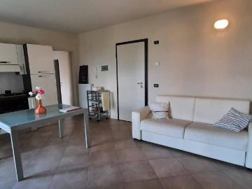 Appartamento in affitto a Iseo BS