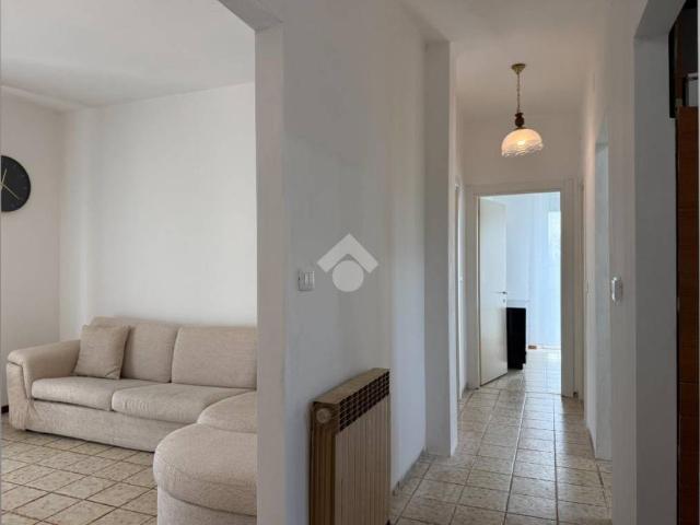 Appartamento in affitto a Iseo BS