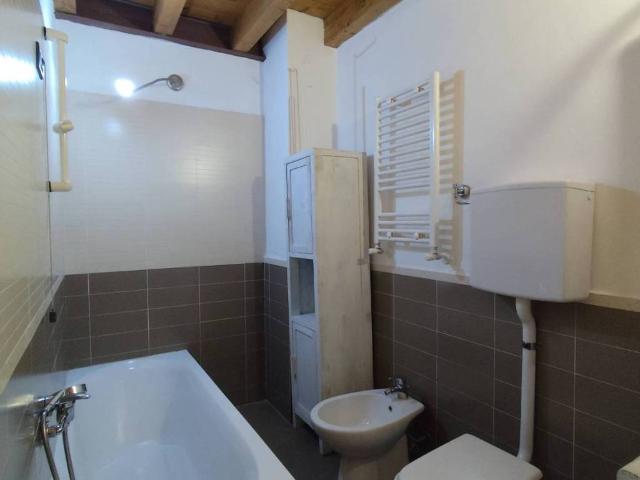 Appartamento in affitto a Iseo BS