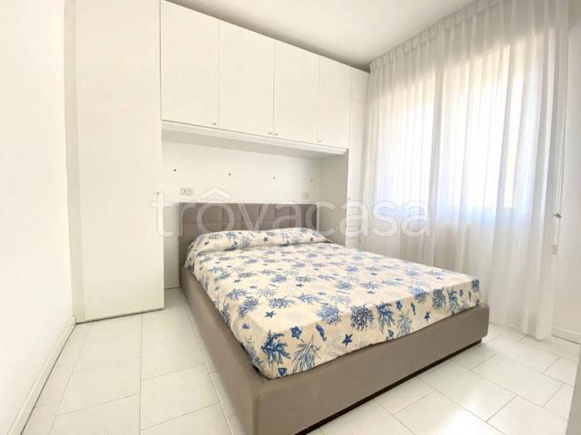 Appartamento in affitto a Jesolo via Andrea Bafile, 309, arredato, terrazzo, vista mare TrovaCasa