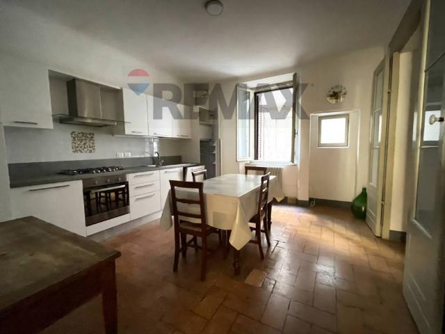 Appartamento in affitto a Jesi AN