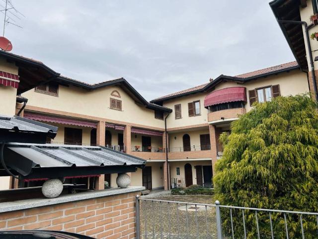 Appartamento in affitto a Jerago con Orago VA