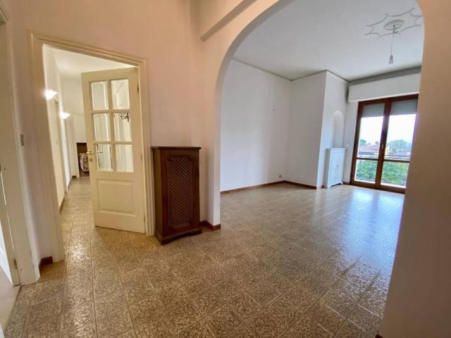 Appartamento in affitto a Lucca LU