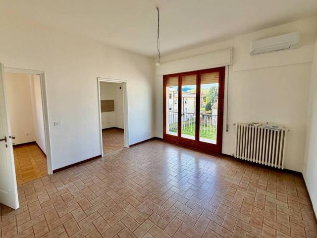 Appartamento in affitto a Lucca LU