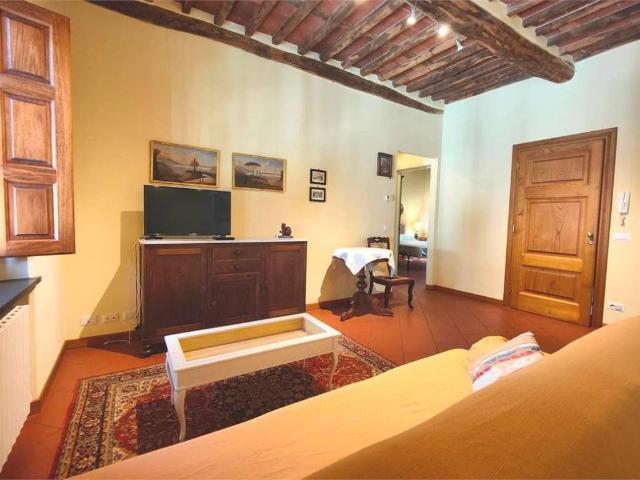 Appartamento in affitto a Lucca LU