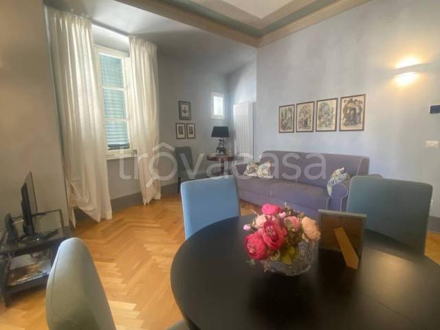 Appartamento in affitto a Lucca piazza San Frediano, snc, arredato, riscaldamento autonomo, centrale TrovaCasa