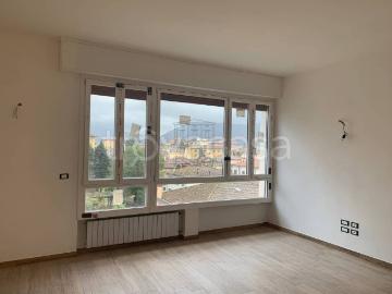 Appartamento in affitto a Lucca via del tiro a segno, s.Anna, 41, non arredato/vuoto, ascensore, ristrutturato TrovaCasa