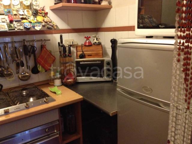 Appartamento in affitto a Lucca via di Moriano, arredato, posto auto scoperto, ingresso indipendente TrovaCasa