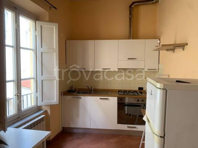 Appartamento in affitto a Lucca via San Paolino, arredato, angolo cottura TrovaCasa