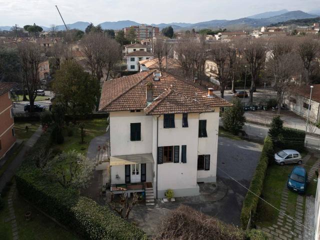 Appartamento in affitto a Lucca