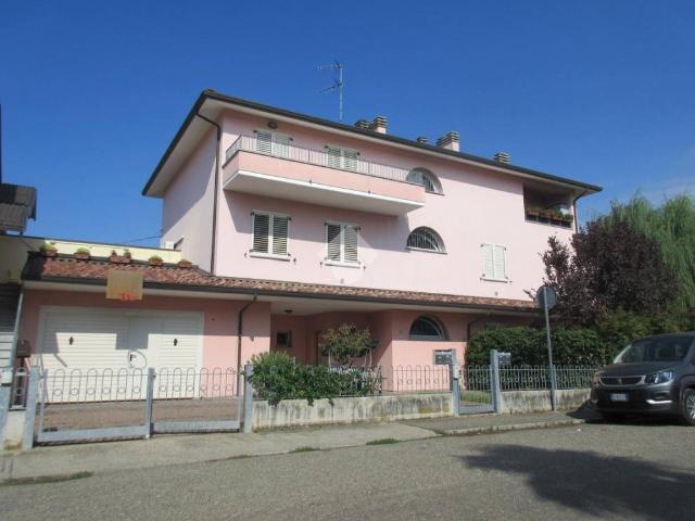 Appartamento in affitto a Lugo via gramsci, 139