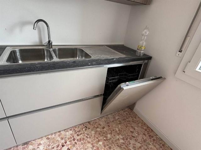 Appartamento in affitto a Lusia RO