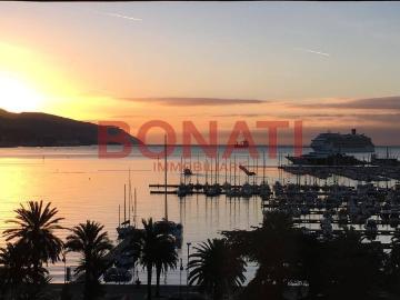 Appartamento in affitto a La Spezia, arredato, fronte mare, vista mare TrovaCasa
