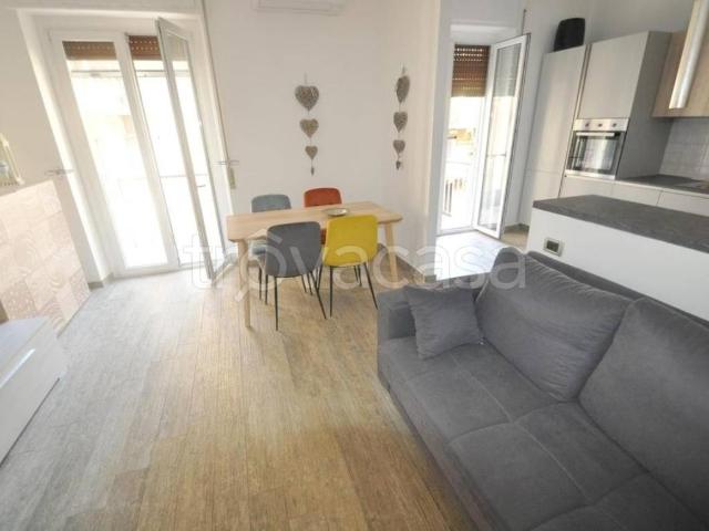Appartamento in affitto a La Spezia, arredato, immobile di prestigio, vista mare TrovaCasa