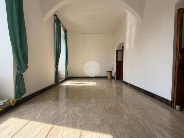 Appartamento in affitto a La Spezia piazza chiodo, 14, non arredato/vuoto, ascensore, contesto signorile TrovaCasa