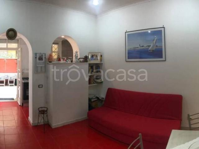 Appartamento in affitto a Ladispoli via Duca degli Abruzzi, 138A, giardino privato, riscaldamento autonomo, centrale TrovaCasa
