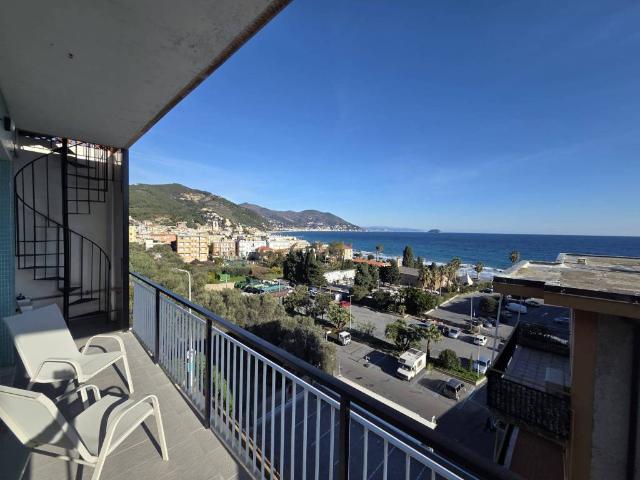 Appartamento in affitto a Laigueglia via dei Glicini, arredato, box, terrazzo TrovaCasa