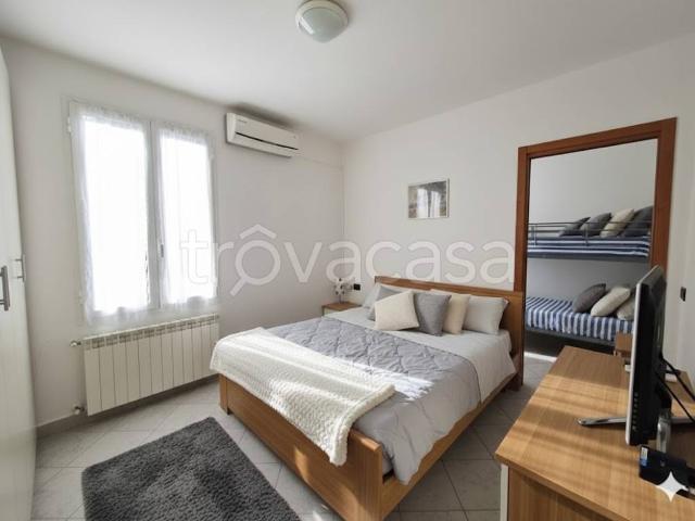 Appartamento in affitto a Laigueglia via delle Mimose, arredato, terrazzo, vista mare TrovaCasa