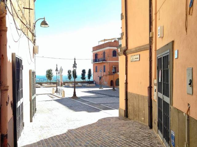 Appartamento in affitto a Lanuvio RM