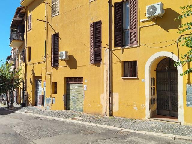 Appartamento in affitto a Lanuvio RM