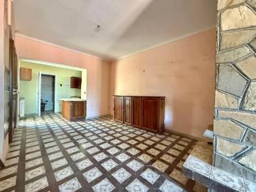 Appartamento in affitto a Lanzo Torinese via Umberto I, 47, non arredato/vuoto, riscaldamento autonomo, centrale TrovaCasa